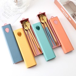 Acier inoxydable couteau fourche cuillère chopper chopper chopper student portable set de vaisselle wheat puller box outdoor travel cutter
