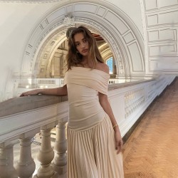 European and American style 2023 summer new pure color backless figure-hugging sexy one-piece dress, trendy basic style, women's spot-on