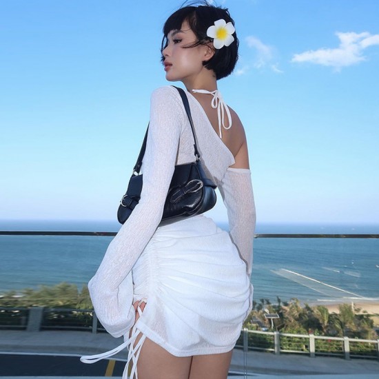 Spot-on wholesale of European and American cross-border 2025 spring-autumn new sexy fashionable pleated coverall sheer dress with transparent side neckline and beach dress for women