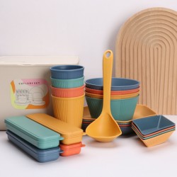 Crossover blé paille maison cuisine plats bols tasses couteaux fourchettes cuillères paupiers boîte de rangement ensemble camping voyage simple vaisselle
