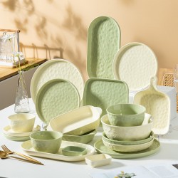 Ensemble de vaisselle maison nouveau 2023 vaisselle en céramique unique haute apparence horizontale influencers vaisselle vaisselle paupière de crémaillère couleur unie