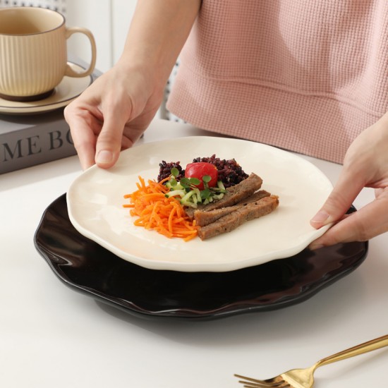 Cross-border vaisselle maison modern wind assiette simple haut de gamme assiette occidentale salade assiette de fruits haut niveau d’apparence assiette noir et blanc