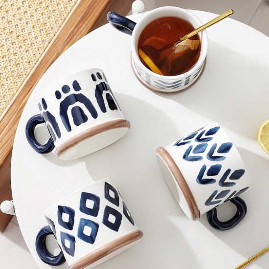 Vintage japonais peint à la main sous glaçure tasses bleues tasses à boire en céramique haut niveau d’apparence tasse à café grande capacité ensemble avec cuillère