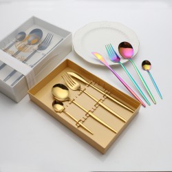 Amazone Portugal set de vaisselle 4pcs set de vaisselle européenne en acier inoxydable ensemble de couteaux et de fourchettes pour la cuisine occidentale