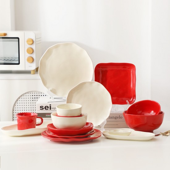 Crème plat plat plat plat plat plat plat plat plat minimaliste plat carré net net vaisselle lumière rouge luxe