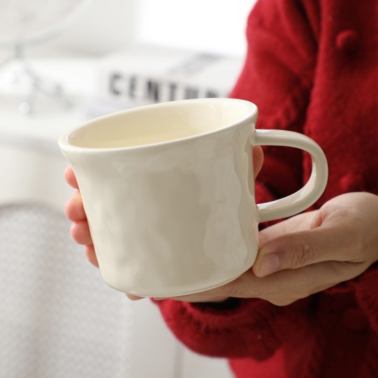 Amazon ins main pincée tasse tasse en céramique tasse à café couple paire tasse haut niveau d’apparence simple tasse à eau